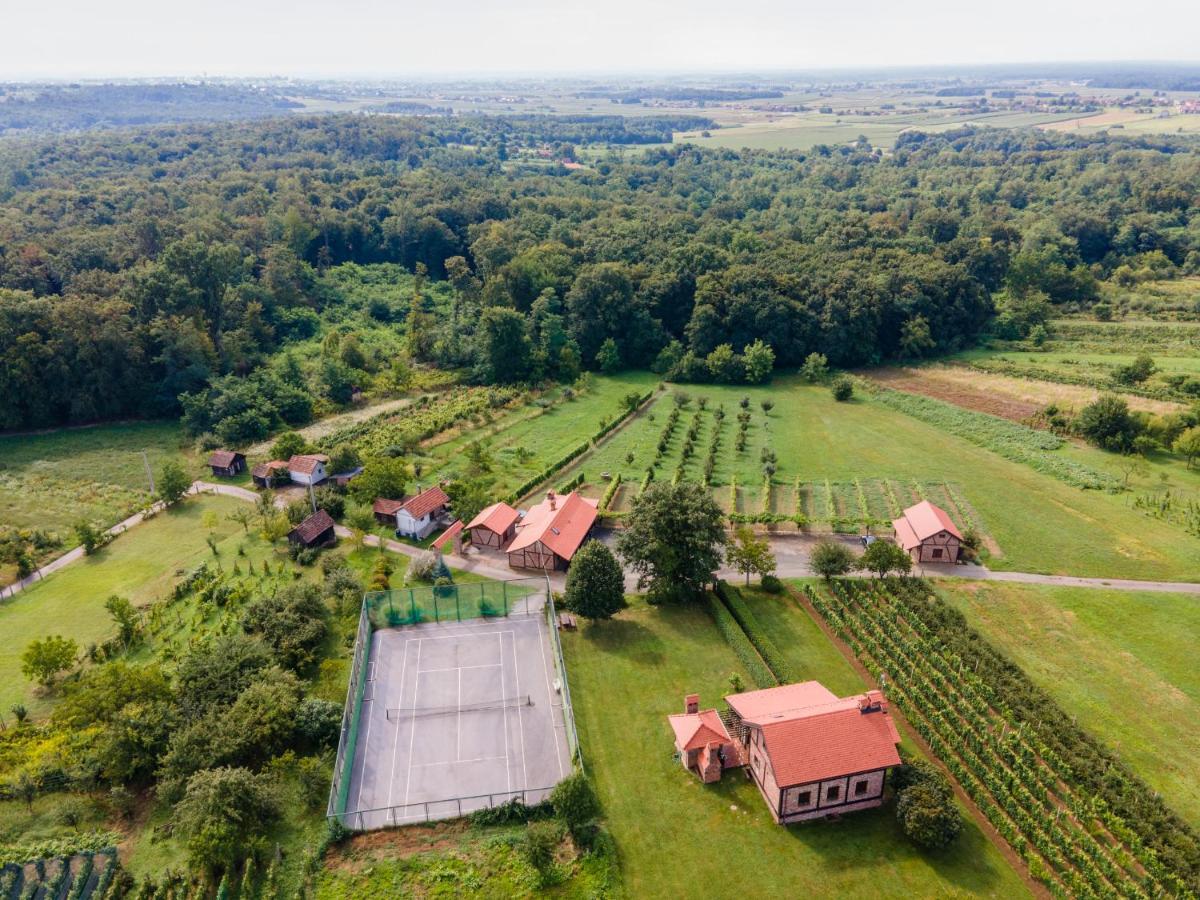 Val Hills Rural Holiday House Gaj ภายนอก รูปภาพ